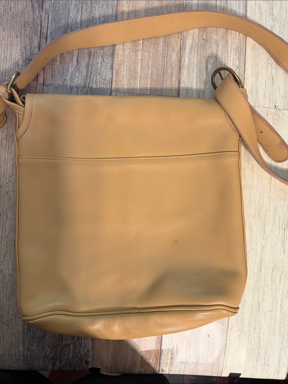 Vintage 90’s Coach Whitney Leather Bag in chamois - Picture 6 of 8